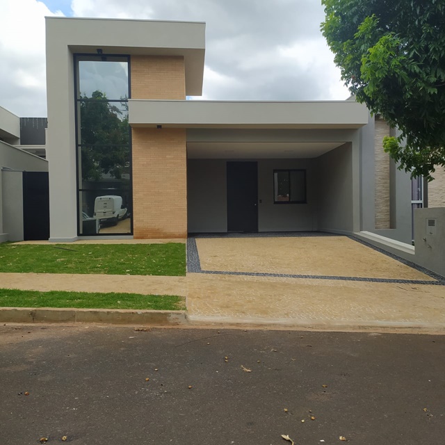 Condominio Vila Romana – Casa Terrea – 250 m2 – 3 suites – escritorio – energia fotovoltaica – Codigo CS364
