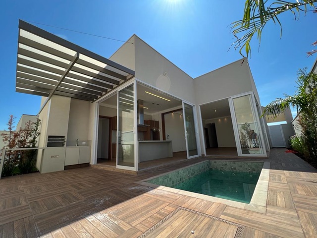 Casa Terrea – Condominio Quinta dos Ventos – 374 m2 – 3 suites – Completa – Codigo CS312